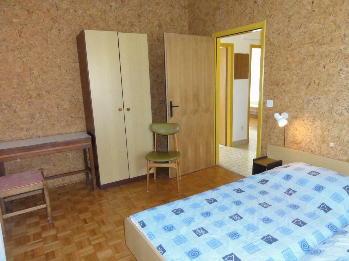 Nice And Cozy Apartment Ferry In Медулин Екстериор снимка